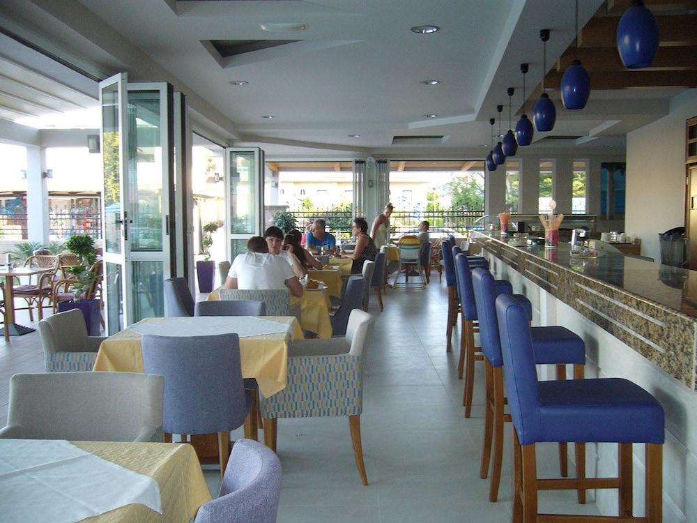 Rhodian Rose Hotel Фалираки Екстериор снимка