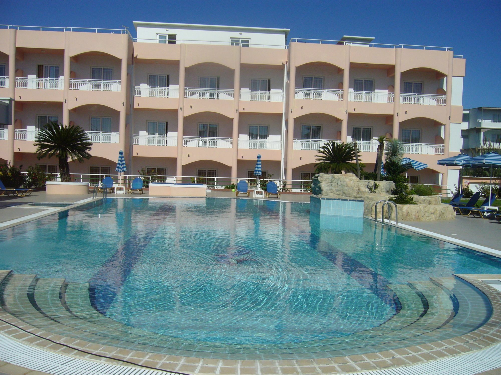 Rhodian Rose Hotel Фалираки Екстериор снимка